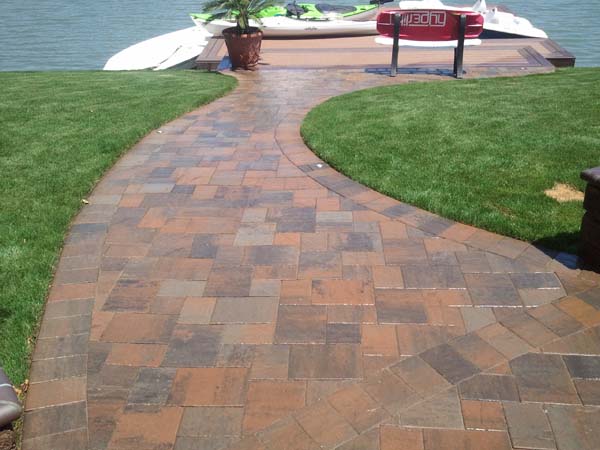 Walkway Pavers in Sacramento