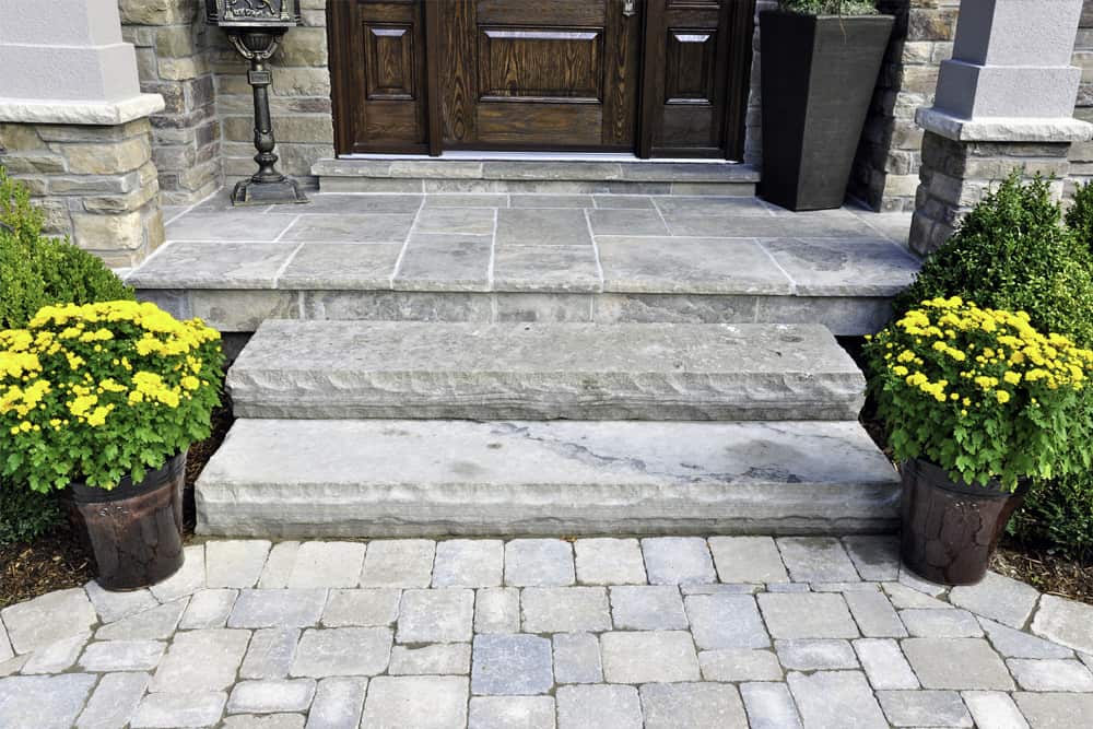 Paver Stone Cleaning - How To Do It And What To Look For